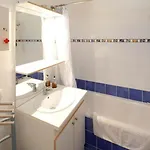 Modern Townhouse In With Secure Parking Vakantiehuis *