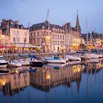 Modern Townhouse In With Secure Parking Vakantiehuis Honfleur