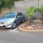 Modern Townhouse In With Secure Parking Дом отдыха Онфлёр