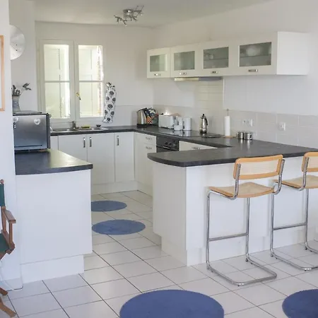 Modern Townhouse In With Secure Parking Semesterbostad *