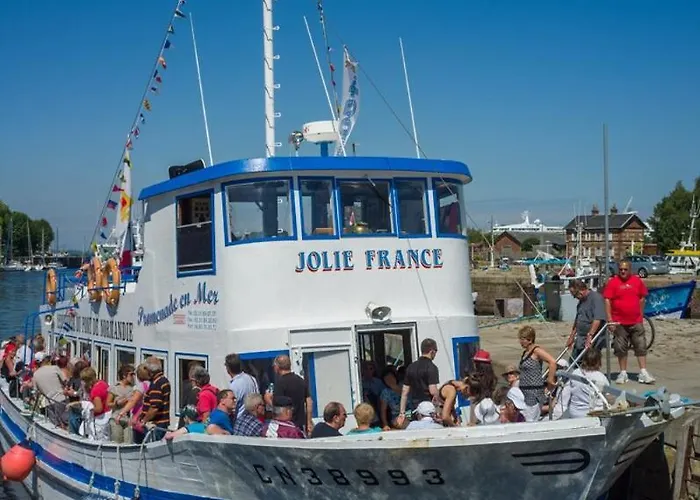 Modern Townhouse In With Secure Parking Casa vacanze Honfleur